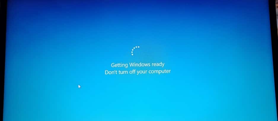Windows update screen
